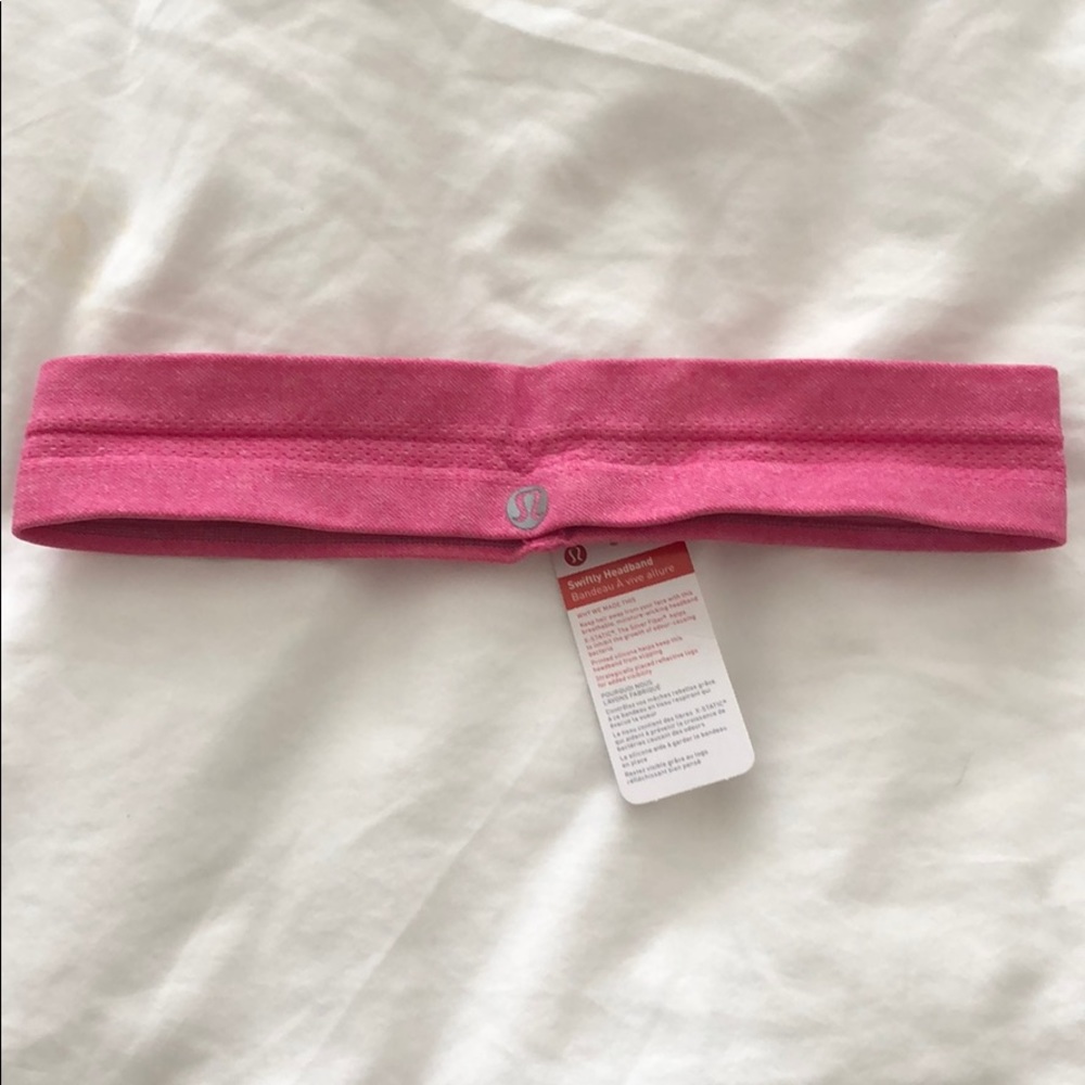 Lululemon swiftly headband